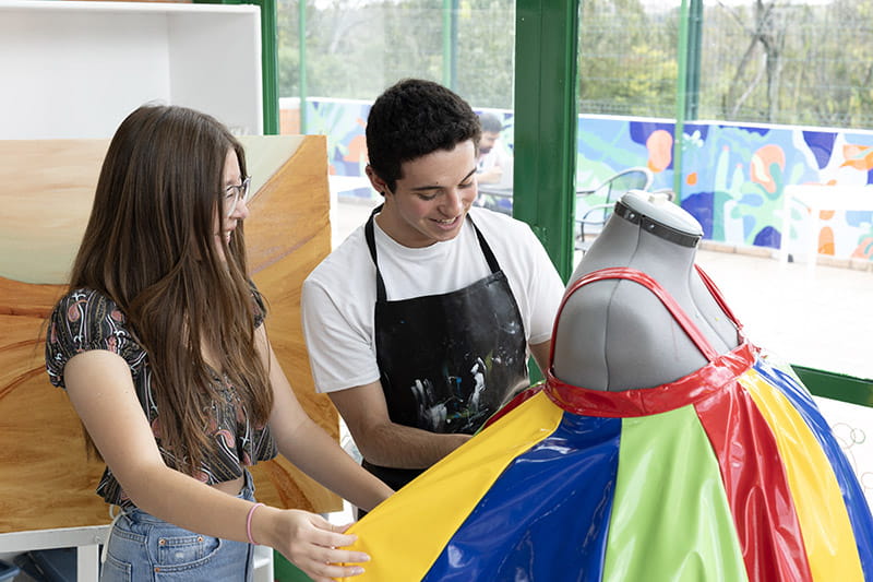 Clubs around the arts